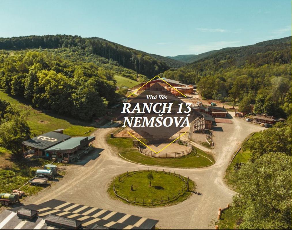 Ranch 13 - Western A Kone Nemšová Zewnętrze zdjęcie