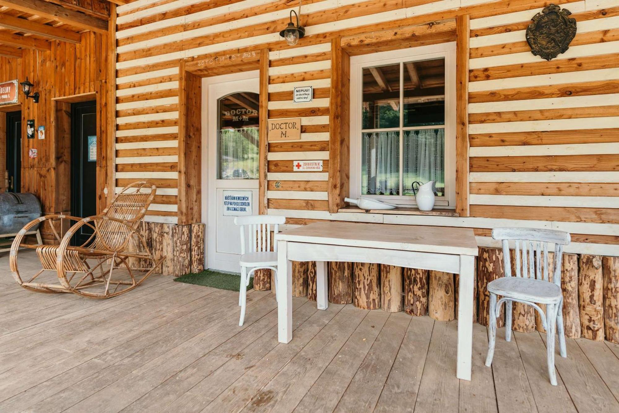 Ranch 13 - Western A Kone Nemšová Pokój zdjęcie