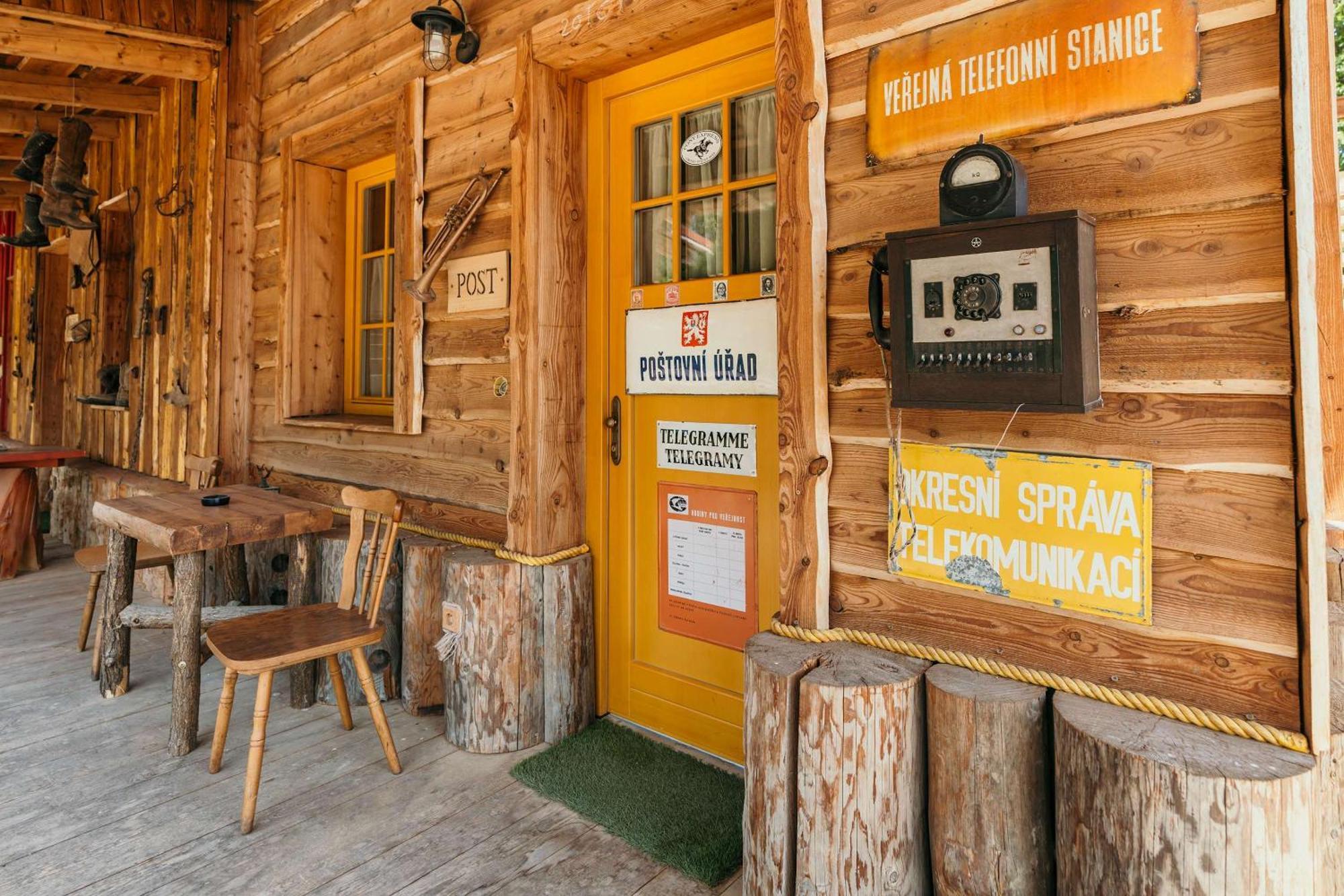 Ranch 13 - Western A Kone Nemšová Pokój zdjęcie